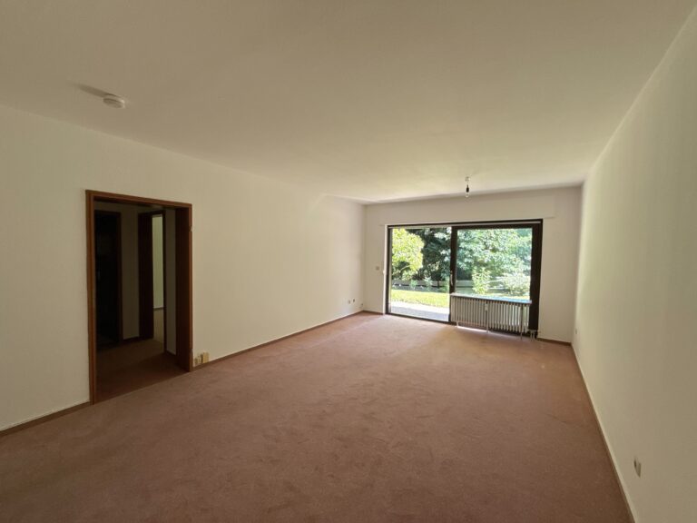 Wohnzimmer mit Terrassenzugang