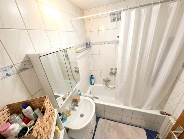 Badezimmer - (KI generiert)